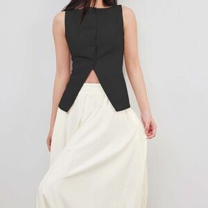 Chic black vest - size M